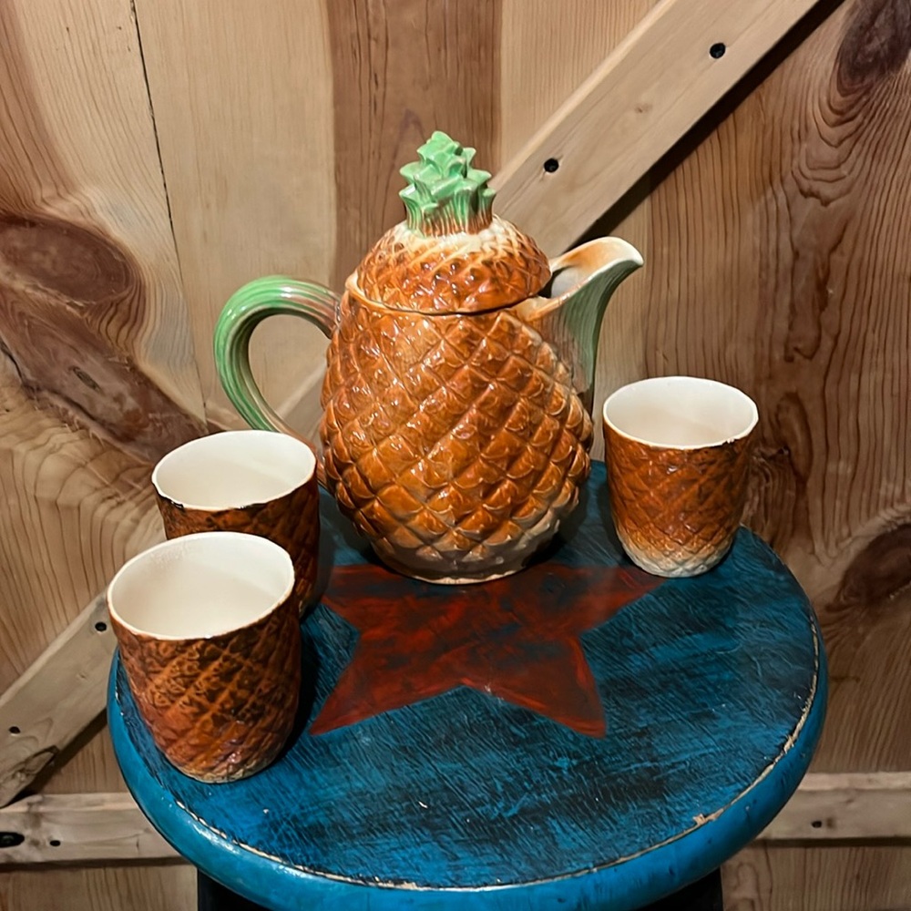 Vintage Maruhon Ware Pineapple pitcher and 3 small glasses Hand panted / Japan
